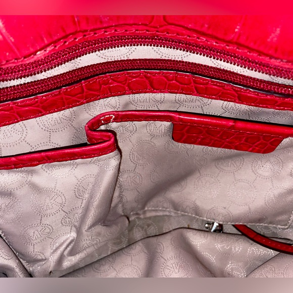 MK crocodile Bag - Picture 7 of 8